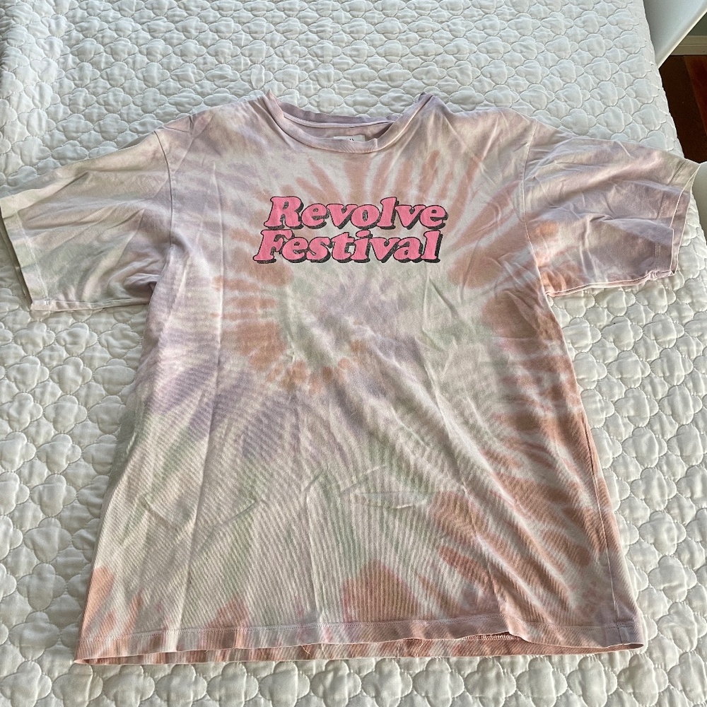 RVLV REVOLVE Revolve Festival Concert Tee Size Medium